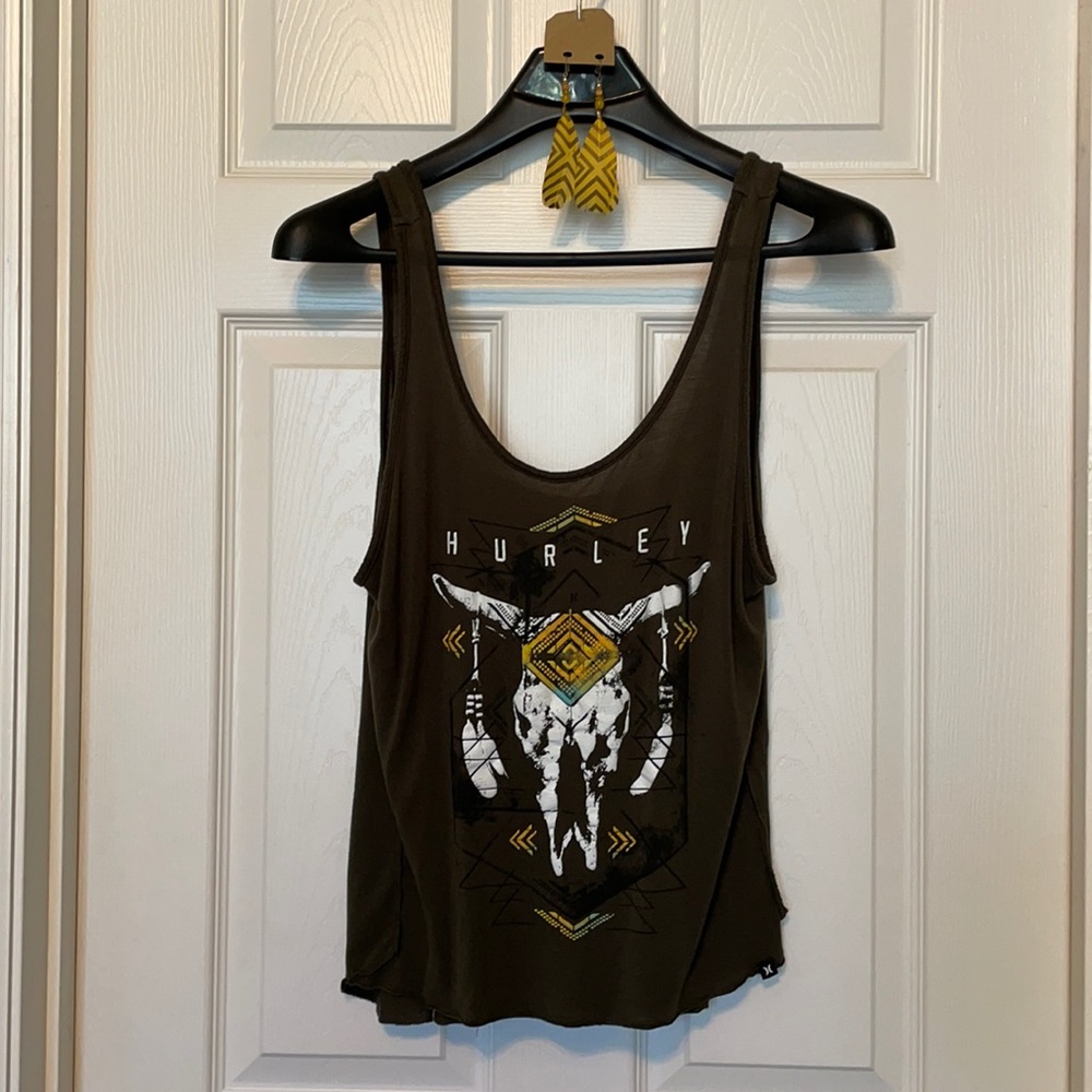 Super soft & laid-back Hurley top